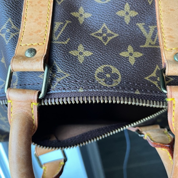Authentic Louis Vuitton Keepall 45 - Picture 8 of 15